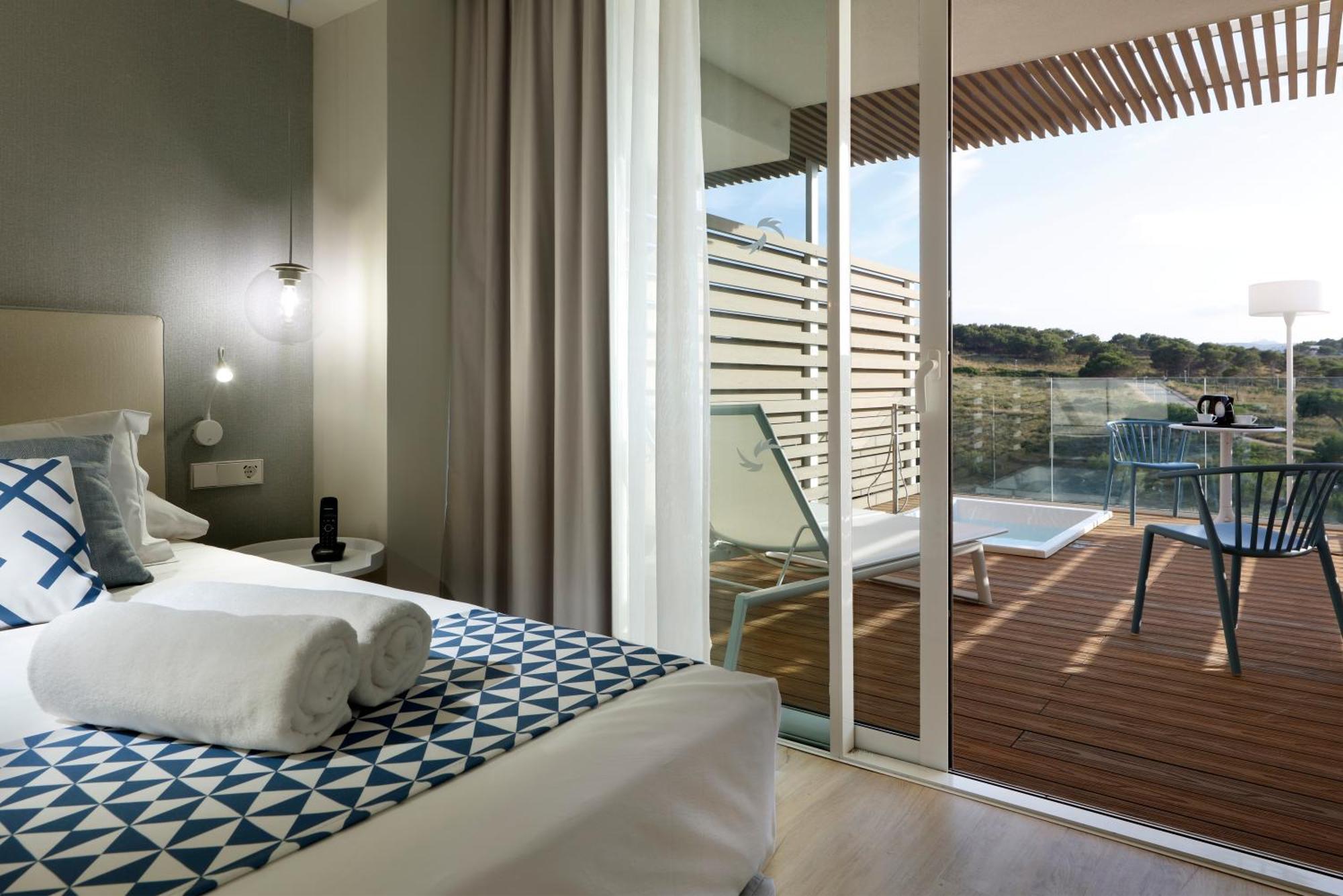 Deluxe Jacuzzi Terrace